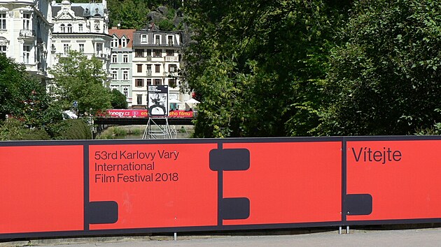 V�tejte na MFF v Karlov�ch Varech