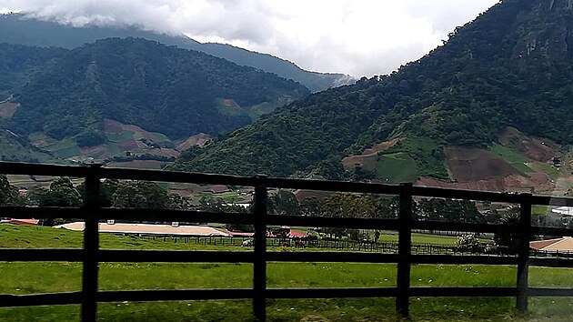 Vhledy jak v Tyrolch...Pobl sopky Bar, Cerro Punta