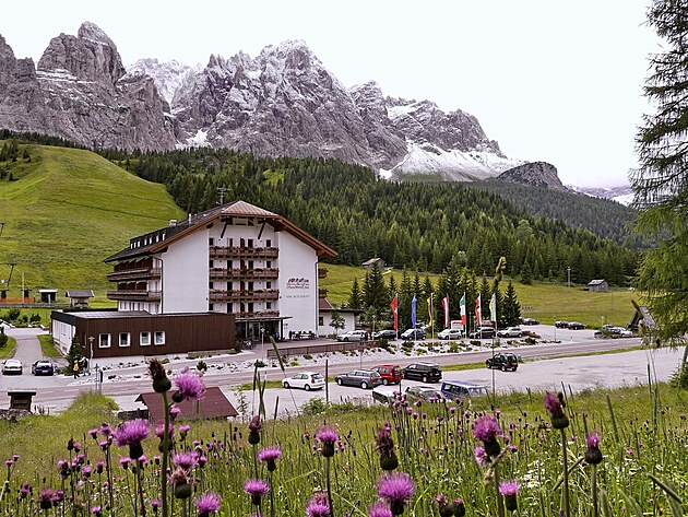 Parkoviště u hoteli Kreuzbergpass, Passo Monte Croce, 1636 m n.m.