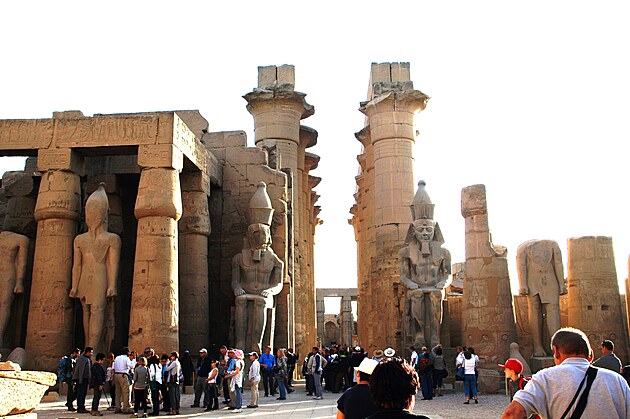 vstup do Luxoru