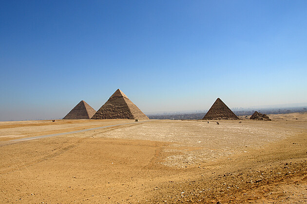 pyramidy v Gze