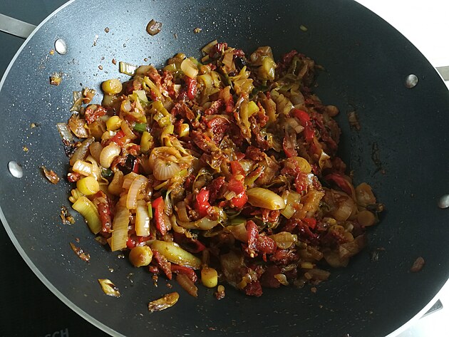 Tak a z�klad m�me hotov�...