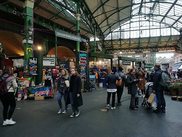 Atmosf�ra v Borough Market je v�born�!