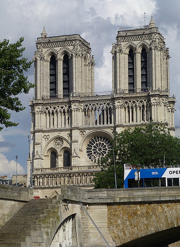 Notre-Dame zachycen v prav okamik z vletn lodi