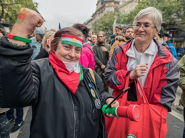Demonstrace proti tureck�mu prezidentovi Erdoganovi, Budape��.