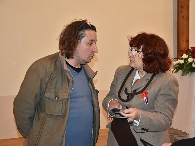 PhDr. Martin Jindra a sokolka z �upy Nov� sady