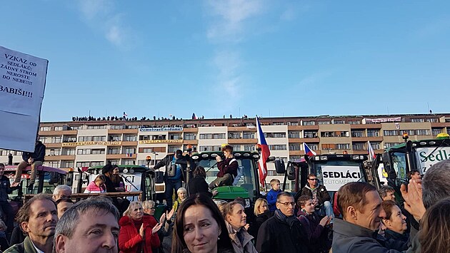 Farmáři dorazili také v hojném počtu...