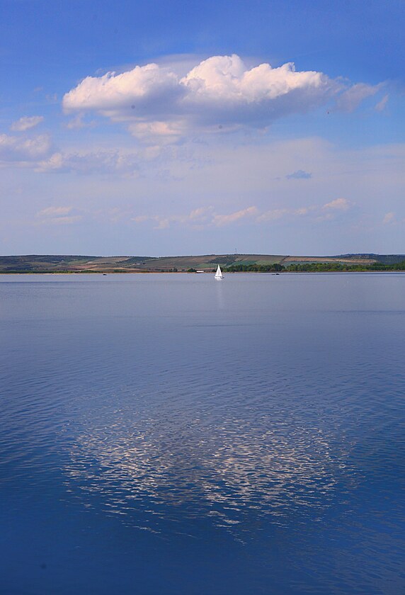 K m��u letos asi nepojedeme, ale P�lava je taky kr�sn�...