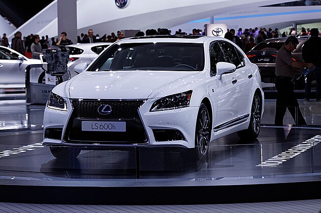 Lexus LS 600h