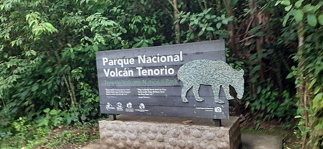 Vstup do nrodnho parku Volcano Tenorio
