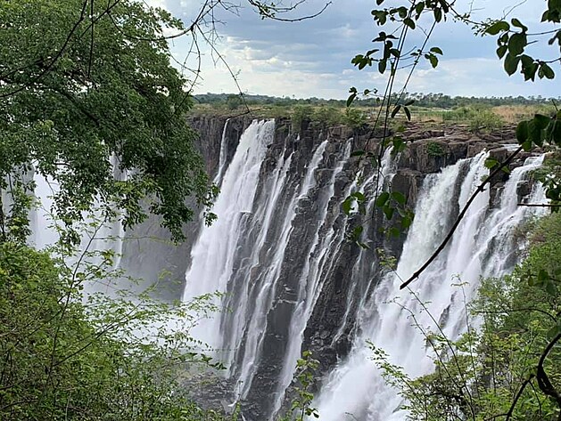V období od října do prosince je přístupný tzv. Devil´s pool na západním vrcholu vodopádů. Prosinec 2019.