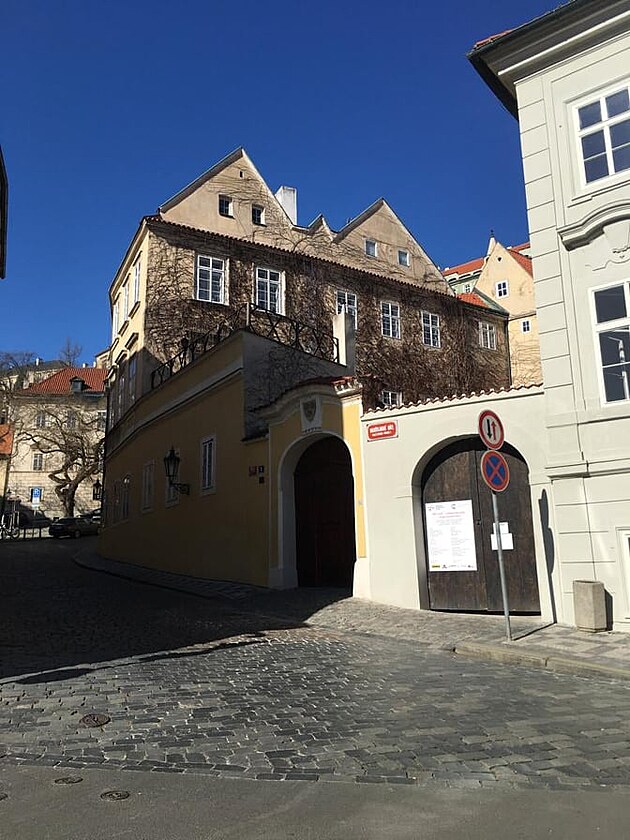 D�m U t�� r���, Vald�tejsnk� n�m�st� 2