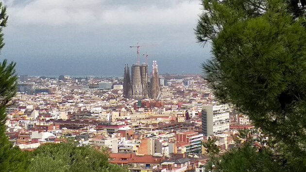Pohled na Barcelonu z parku Gell
