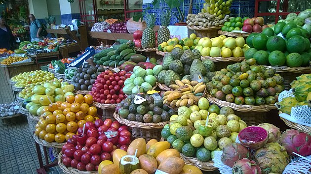 Trh - nbdka ovoce z Madeiry