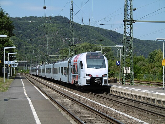 Regionalexpress Frankfurt - Koblenz - Remagen odjd ze stanice Bingen (Rhein) Stadt
