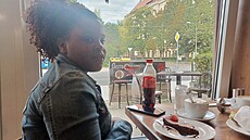 V brnnsk kavrn na sndani.