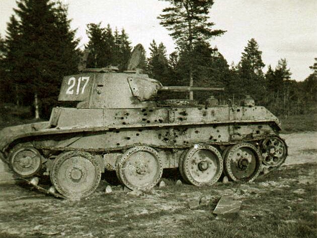 BT-7 - Litva 1941
