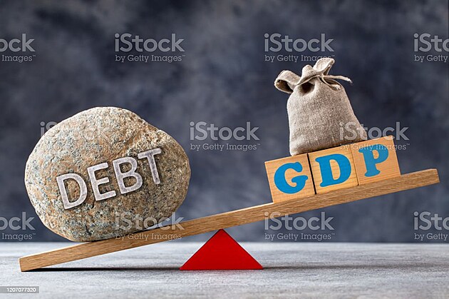 Lze globln dluh zaplatit?