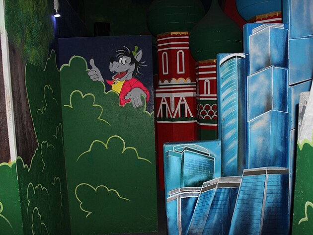 Neuv��iteln� kulisy z r�zn�ch ��st� sv�ta.