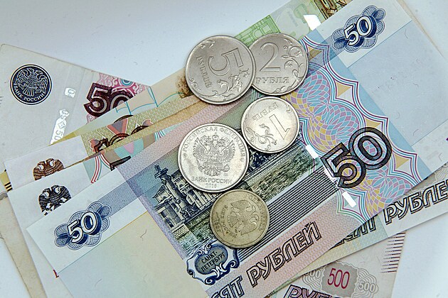 Mus�me trvat na dodr�ov�n� sankc�.