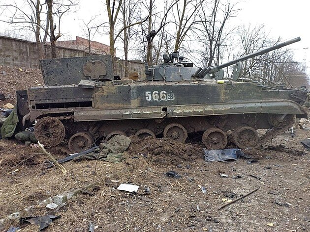 Zlikvidovan rusk BMP-3 v Mariupolu