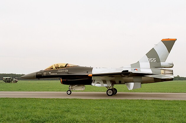 Dostane Kyjev nizozemsk F-16?