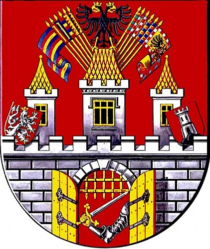 Znak Prahy 5 - vpravo ttek z erbu Schwarzenberg