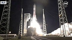 raketa Vulcan s Lunrnm modulem Pelegrine
