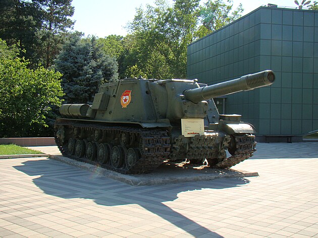 Samohybn dlo ISU-152