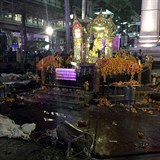 Exploze v centru Bangkoku zabila zatm 12 lid.