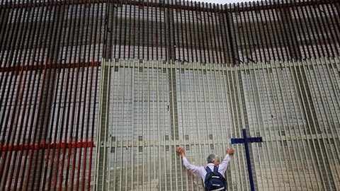 V USA plot proti uprchlíkm funguje. Daní jsou ivoty migrant z Mexika