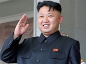 Kim ong Un se na oficiální fotografii usmívá. Natvat ho je vak velmi...