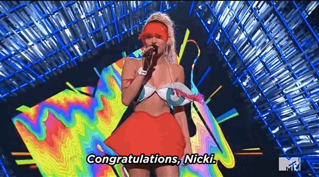 Miley reagovala jako profesionál.