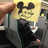 Mickey Mouse se zlob.