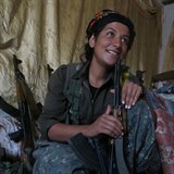 Kurdsk bojovnice z milic YPJ.