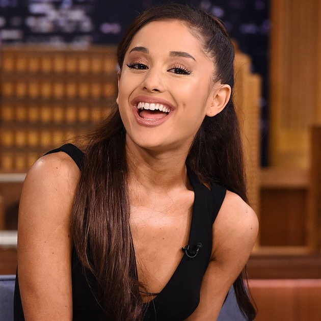 Ariana byla hostem The Tonight Show.