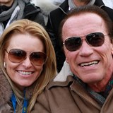 Arnold se svou partnerkou Heather .