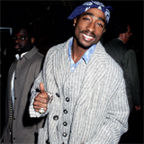 Je Tupac stle naivu nebo jde o dal z konspiranch teori?