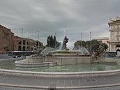 Fontána najád na ímském námstí piazza Repubblica. Krom nahých soch hostila...