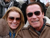 Arnold se svou partnerkou Heather .