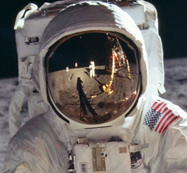 Podobné selfie můžeme astronautům jen závidět.