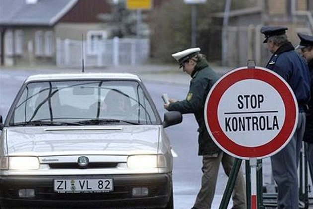 Ministr vnitra Chovanec pipustil, e v pípad poteby by esko mohlo uzavít...