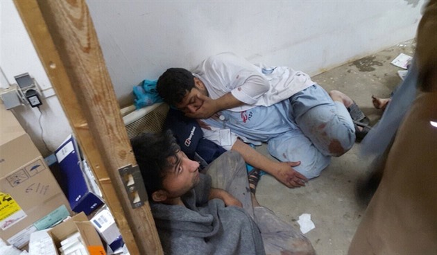 Vybombardovan nemocnice Lka bez hranic v afghnskm Kanduzu.