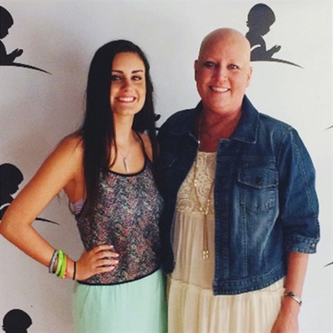 Aby toho nebylo m�lo; ned�vno diagnostikovali rakovinu i Alliein� matce.