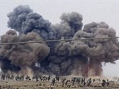 Ruská letadla dnes druhým dnem bombardovala cíle v Sýrii. Moskva piznala, e...
