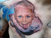 Zhivko se specializuje na super realistické tetovaky.