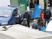 Patrik Berger s man�elkou Jaroslavou na ble�ím trhu.