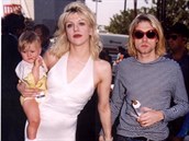 Courtney, Kurt a jejich dcera Frances na archivním snímku.