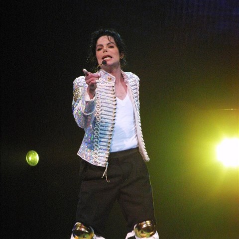 Jmno Michael Jackson vydlv i est let pot, co zesnul jeho majitel