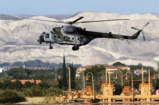 Vrtulník  eské armády spadl pi cviení ve panlsku.
